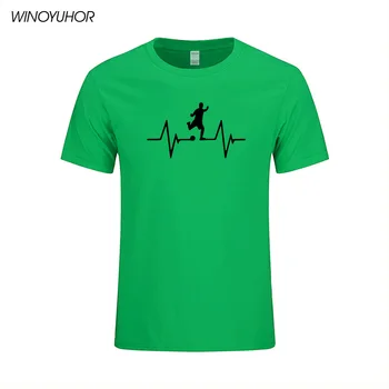 Мужская футболка с сердцебиением, летняя новинка, футболка с коротким рукавом, забавная футболка с футболистом, бьющим мяч